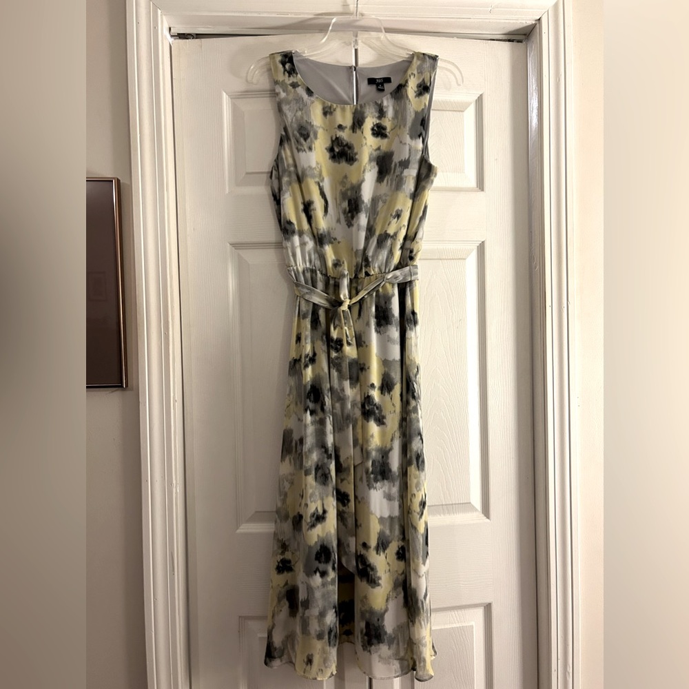 JBS flowy sleeveless belt dress